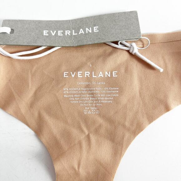 NWT‎ Everlane Women's Light Tan The Invisible Thong Panty Underwear Size L - Picture 4 of 4